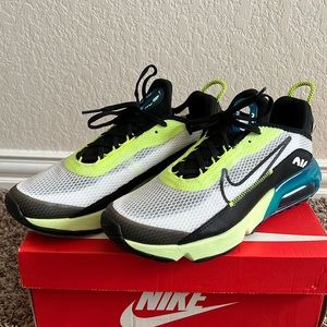 Nike  black,white & neon size 6.5y